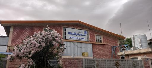 عکس کارخانه مه جام شیشه