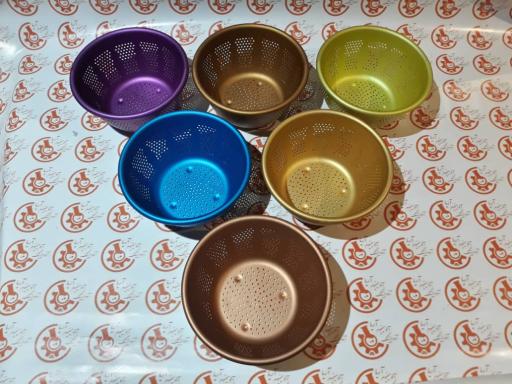 عکس آندایزینگ آلومینیوم و تیتانیوم آریا