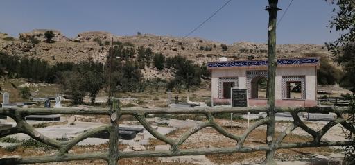 عکس آرامستان و گلزار شهدا