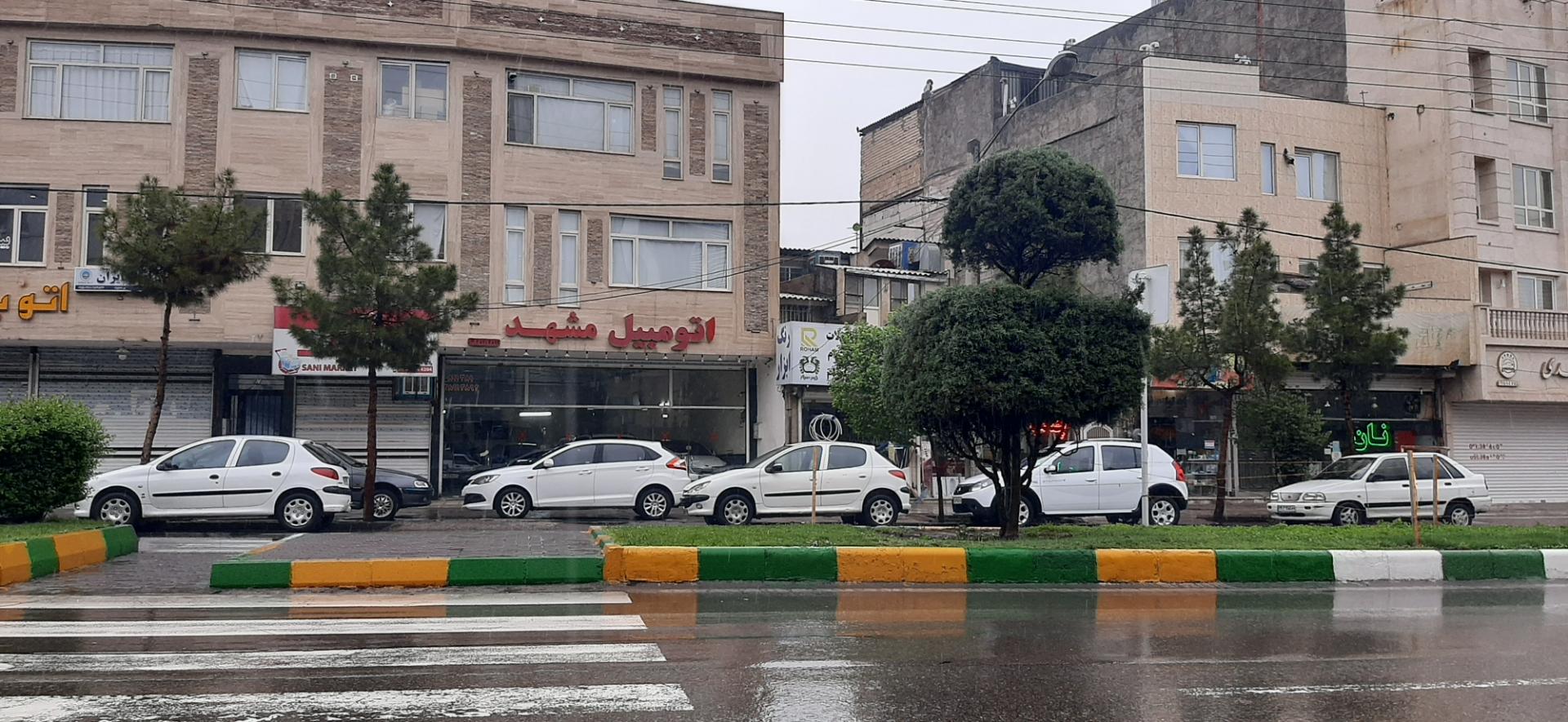 عکس اتومبیل مشهد