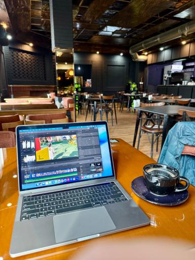 عکس بلر کافه