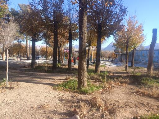 عکس پارک معلم شهرضا - امامزاده شاهرضا