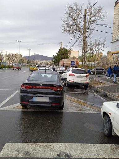 عکس روزنامه فروشی