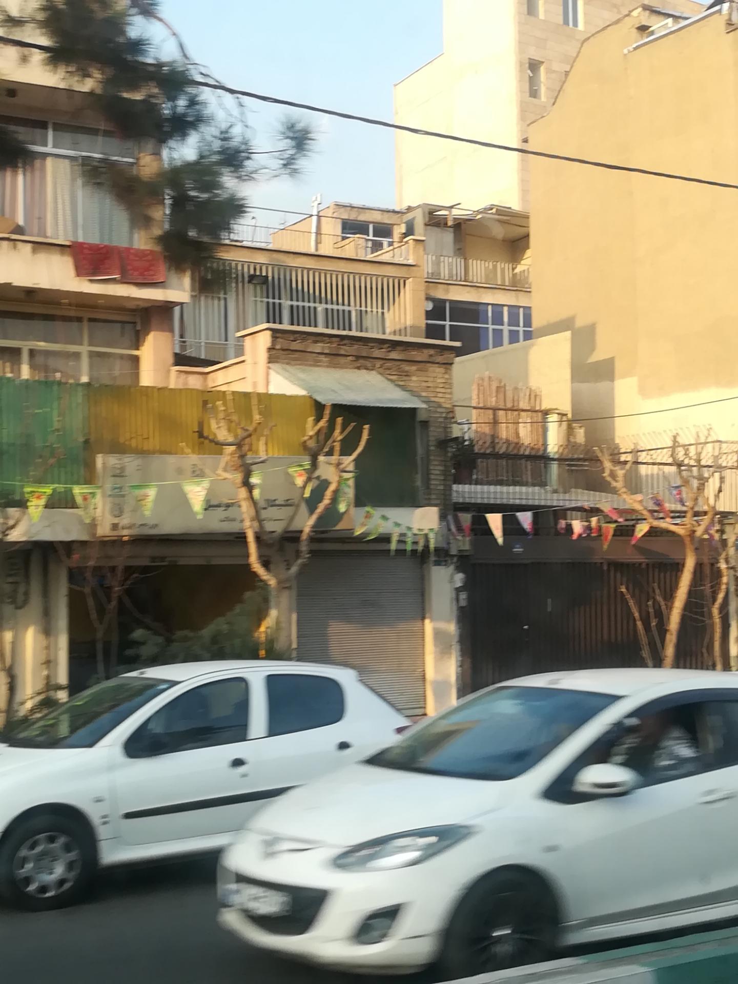 عکس تعمیرگاه تکنیکال  اتومبیل