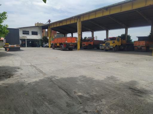 عکس شرکت حمل و نقل پیک میلاد بار آمل