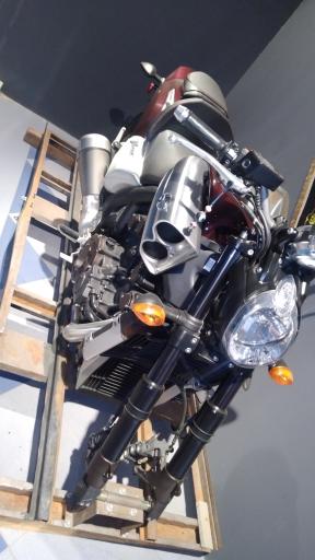 عکس تعمیرگاه موتورسیکلت