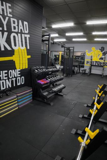 عکس باشگاه بدنسازی کیهان 