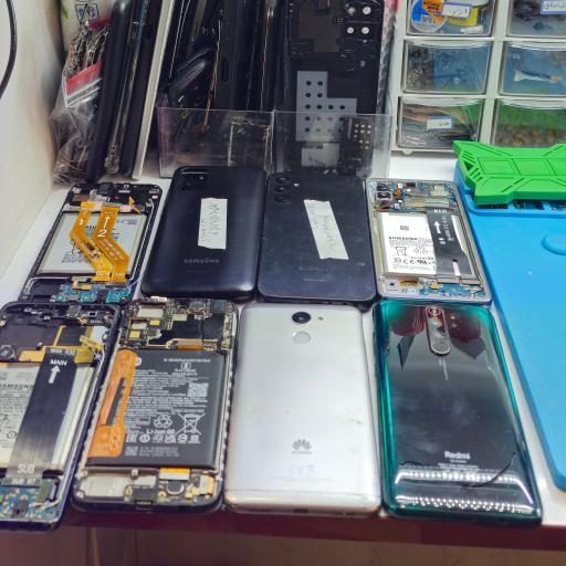 عکس مرکز تعمیرات تخصصی موبایل ۱۱۰