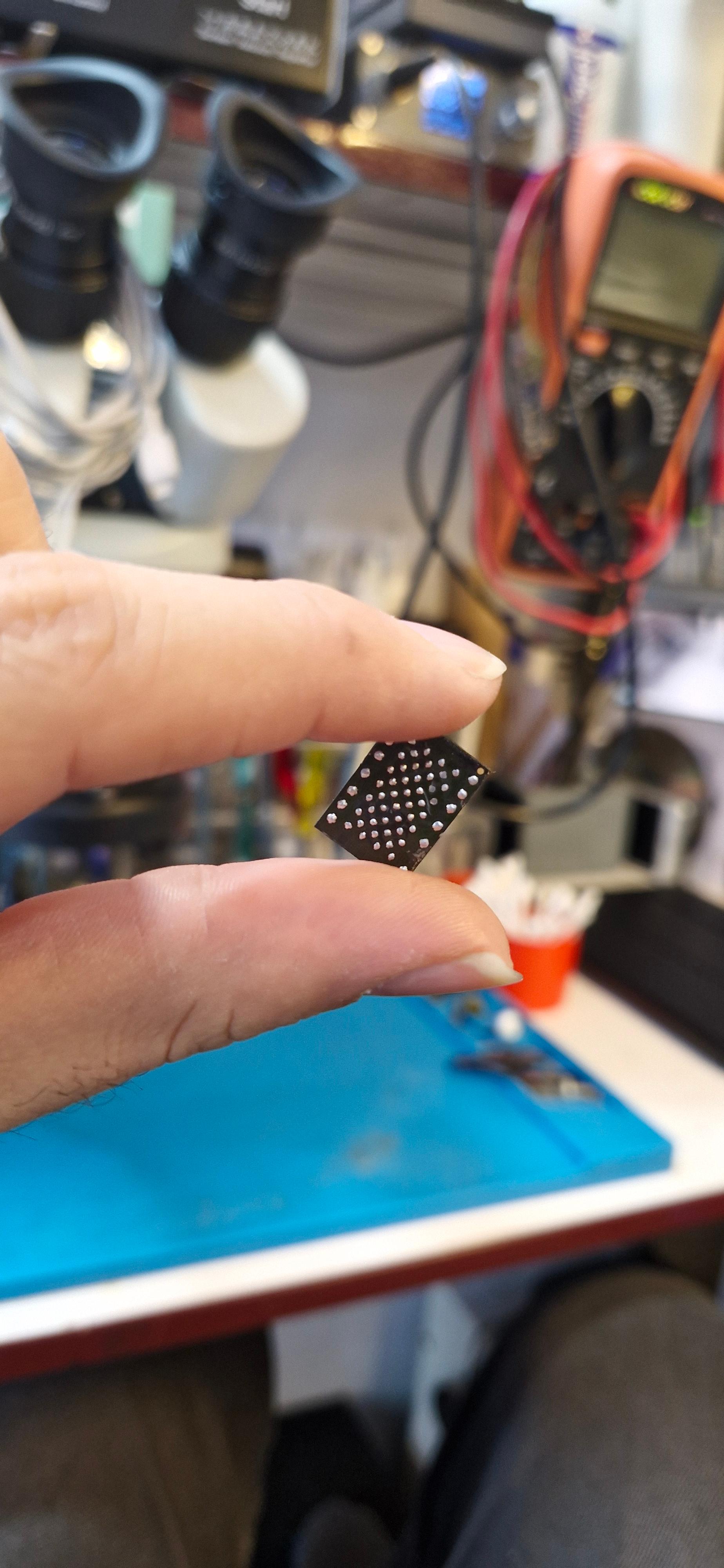 عکس مرکز تعمیرات تخصصی موبایل ۱۱۰