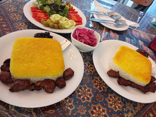 عکس کافه وکیل بار