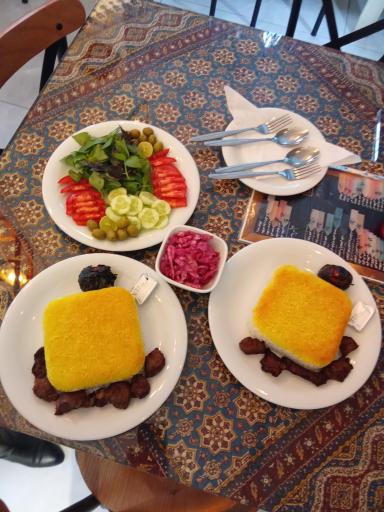 عکس کافه وکیل بار