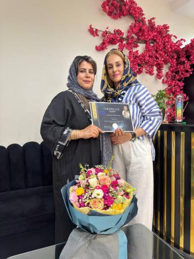 عکس سالن زیبایی و آموزشگاه کلبه نیلوفر