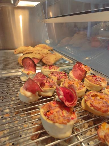 عکس فست فود یوفو