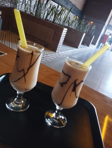 عکس کافه حیات