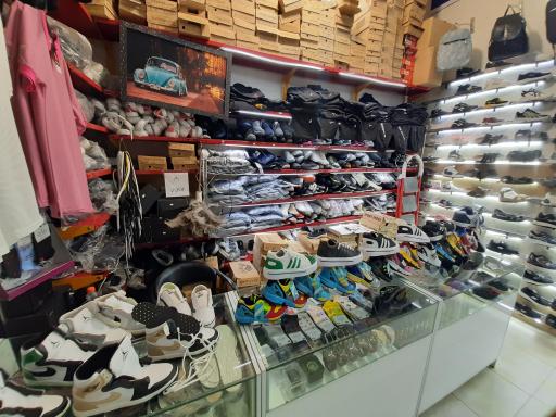 عکس کتونی مهران