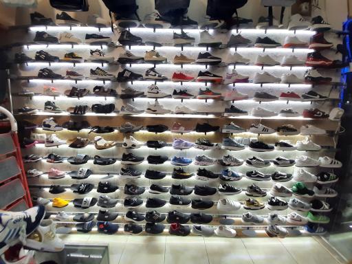 عکس کتونی مهران