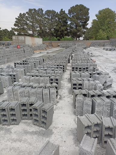 عکس کارگاه بلوکه ساختمانی