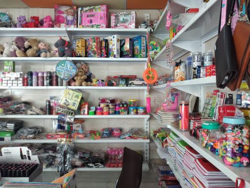 عکس لوازم التحریر پائیزان