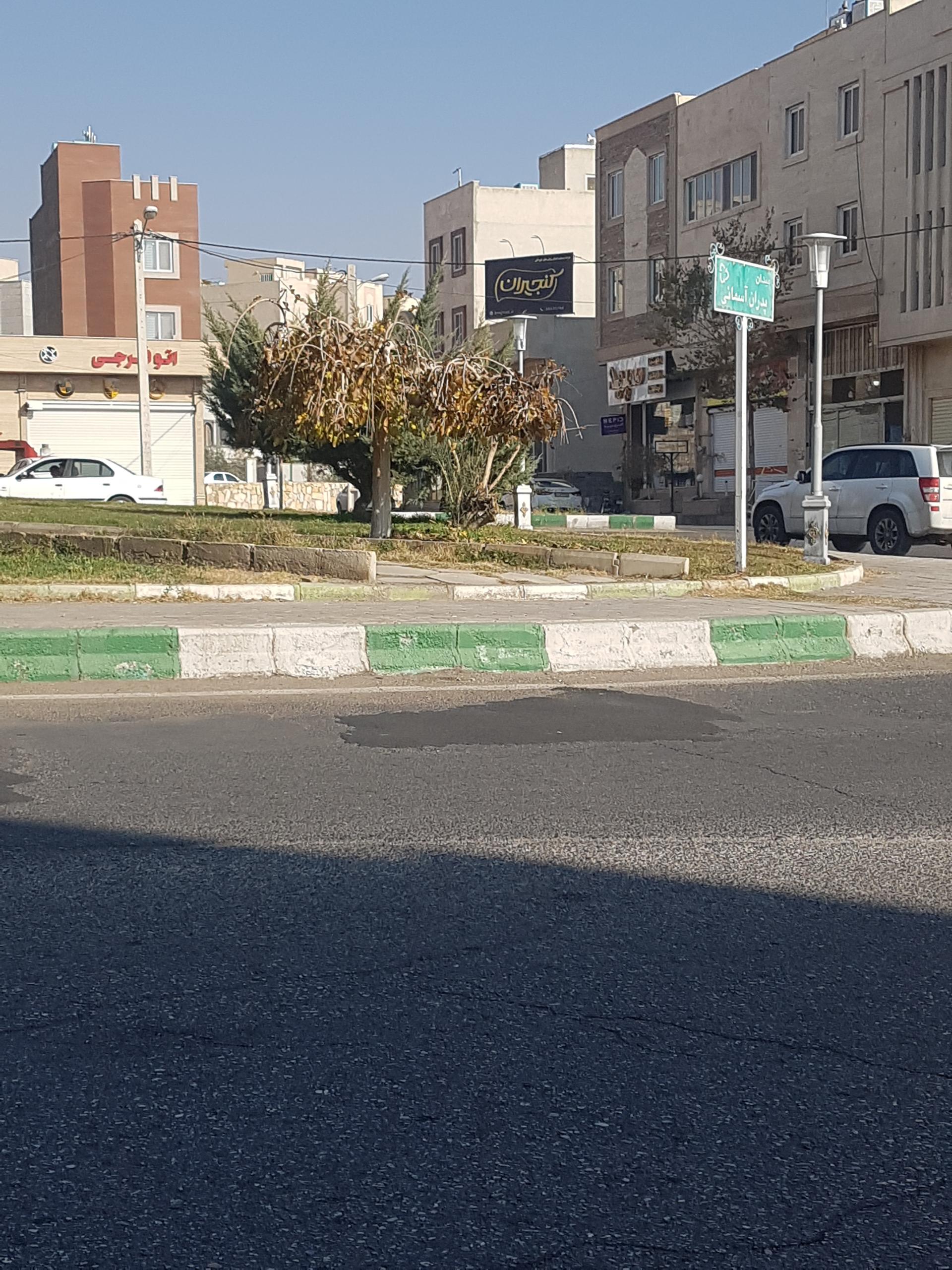 عکس میدان پدران آسمانی