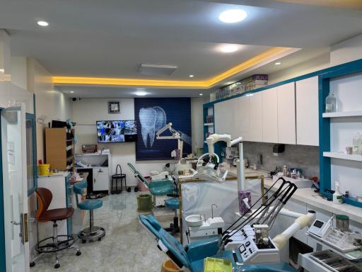 عکس دندانپزشکی دکتر سید مهدی میرزاده 