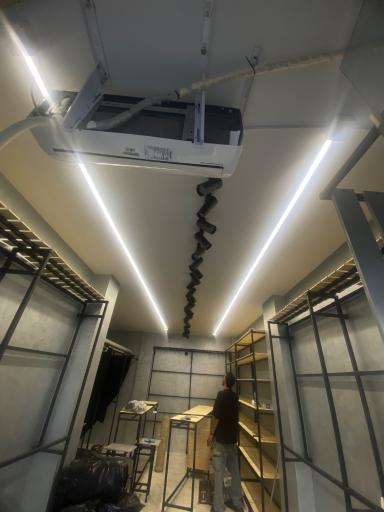 عکس برق پرنیان