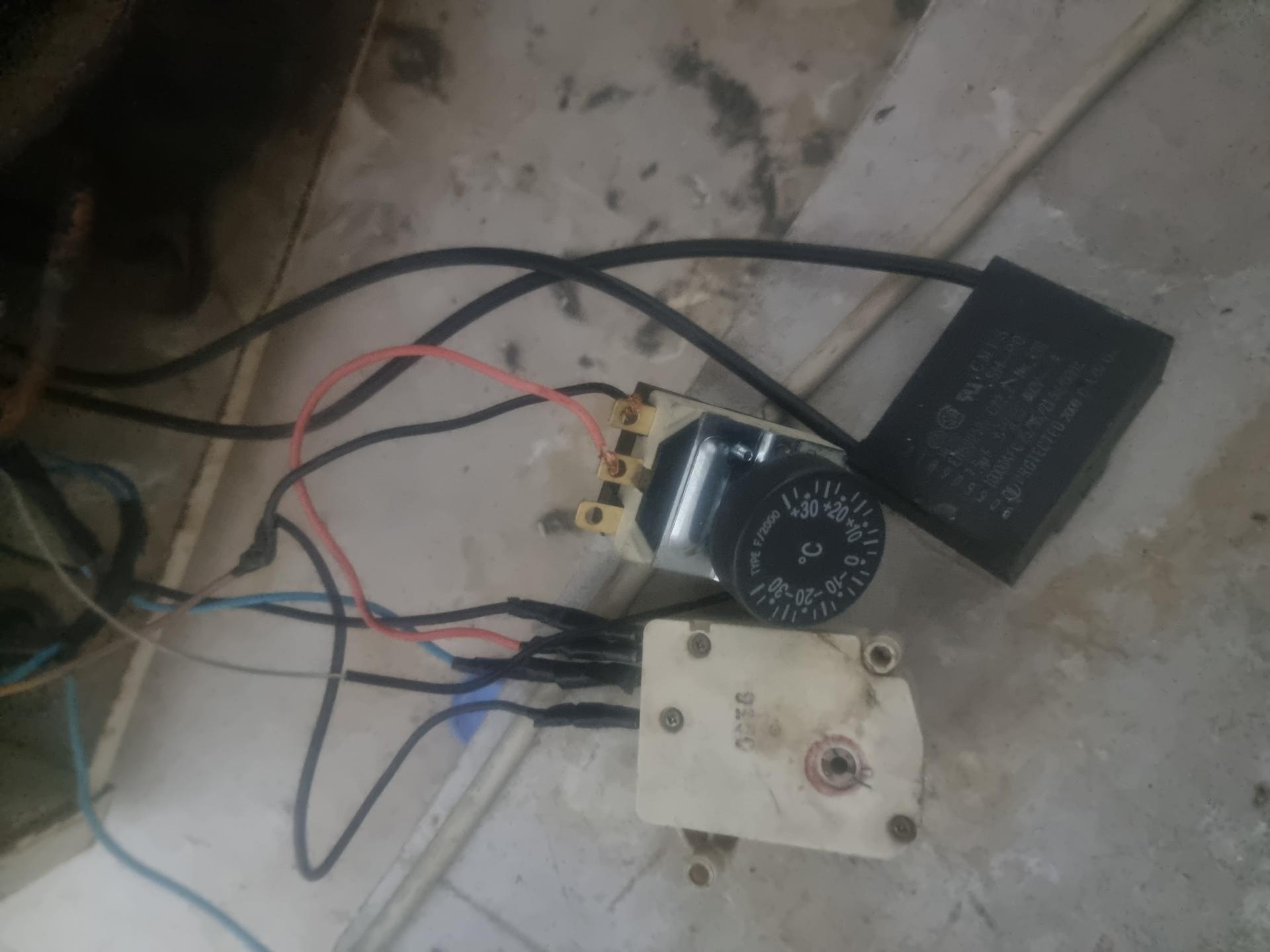 عکس تعمیرگاه لوازم خانگی بخشنده 