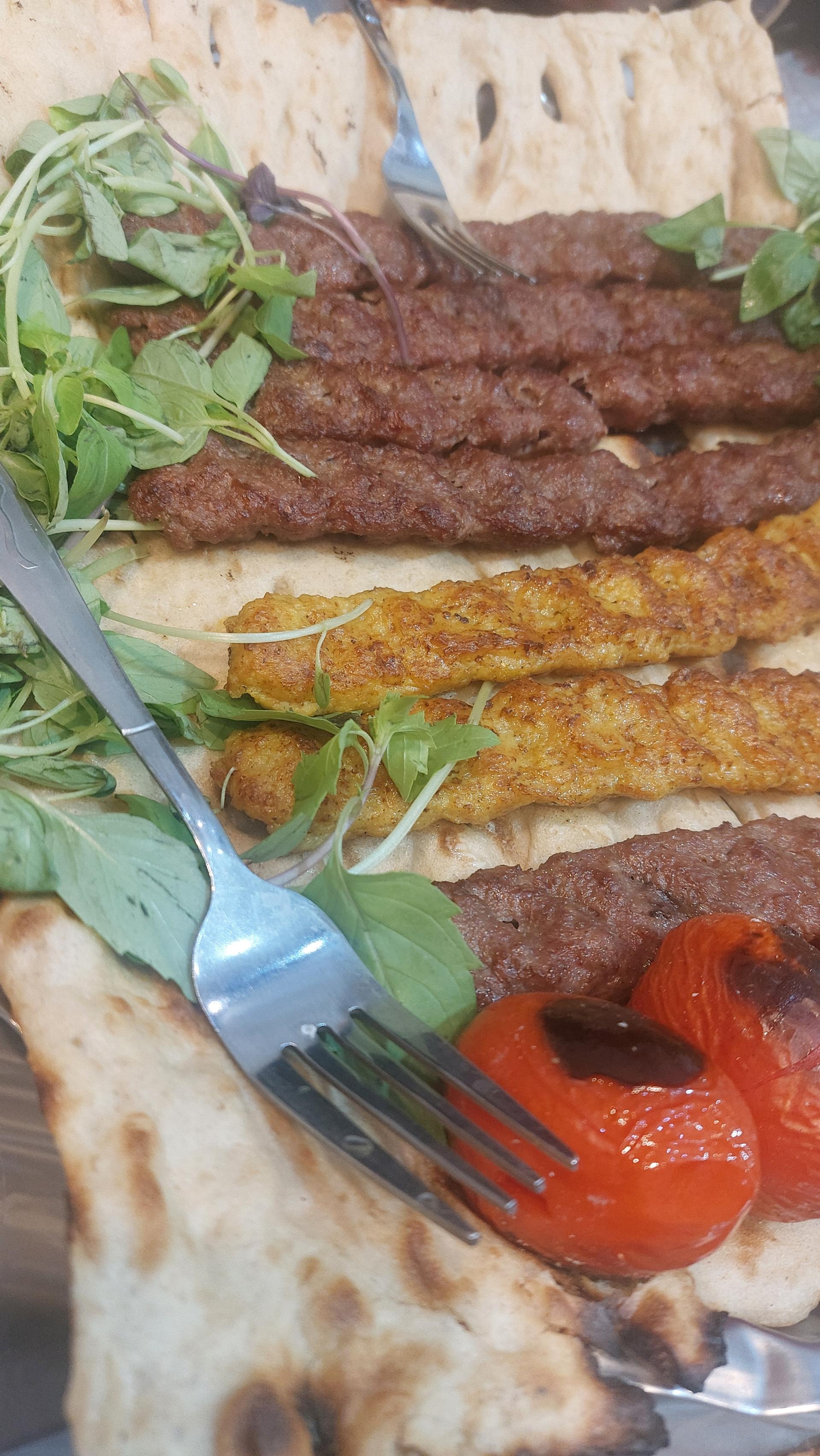 عکس همه چی کباب صبا