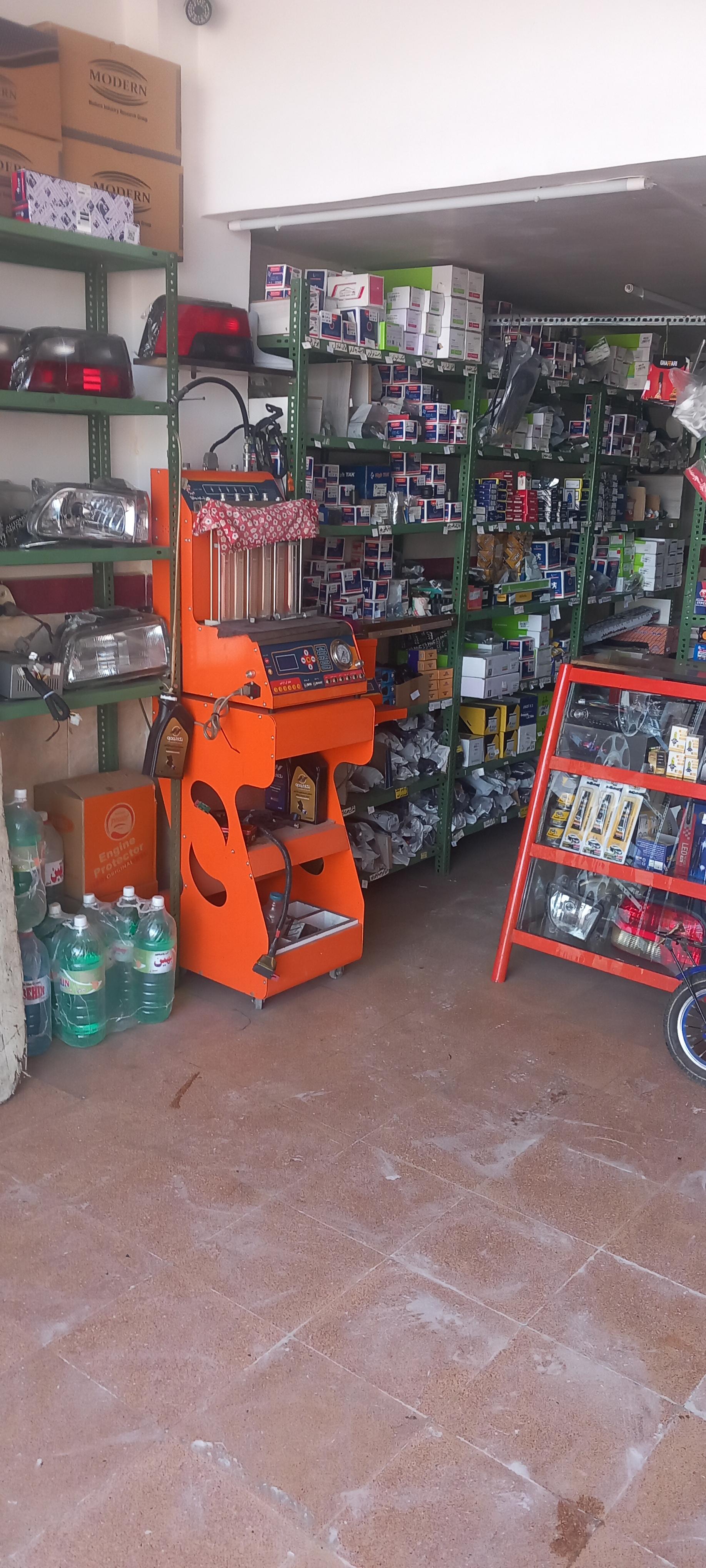 عکس سیم کشی خودرو و باطری سازی سعید