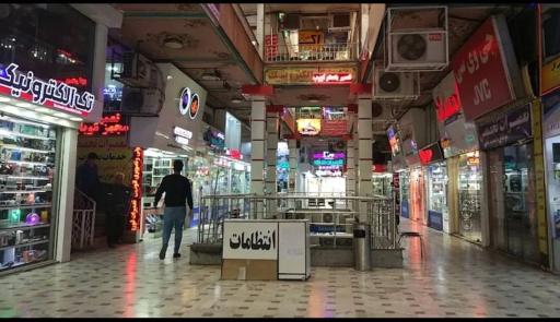 عکس پاساژ دانشکده