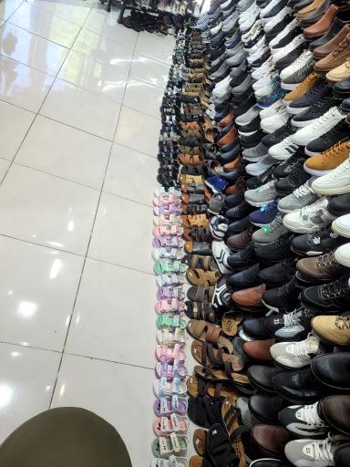 نمایندگی مرکزی کفش شاهین