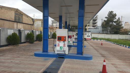 عکس جایگاه سوخت CNG یمین