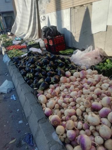 عکس بازار تره بار محلی