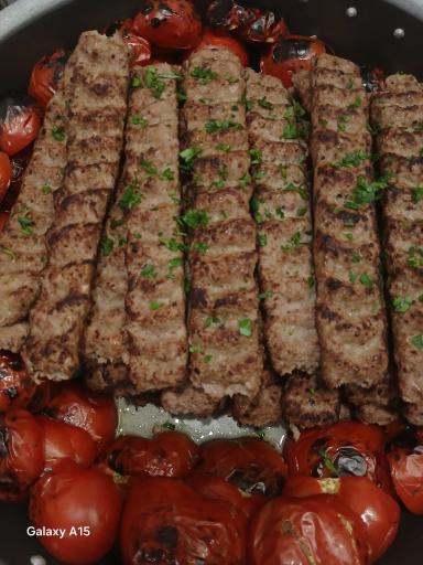 تهیه غذای امیر