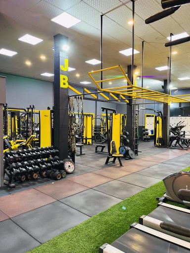 عکس باشگاه بدنسازی جسم برتر