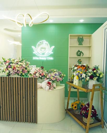 عکس کلینیک لیزر، پوست و زیبایی آرینا