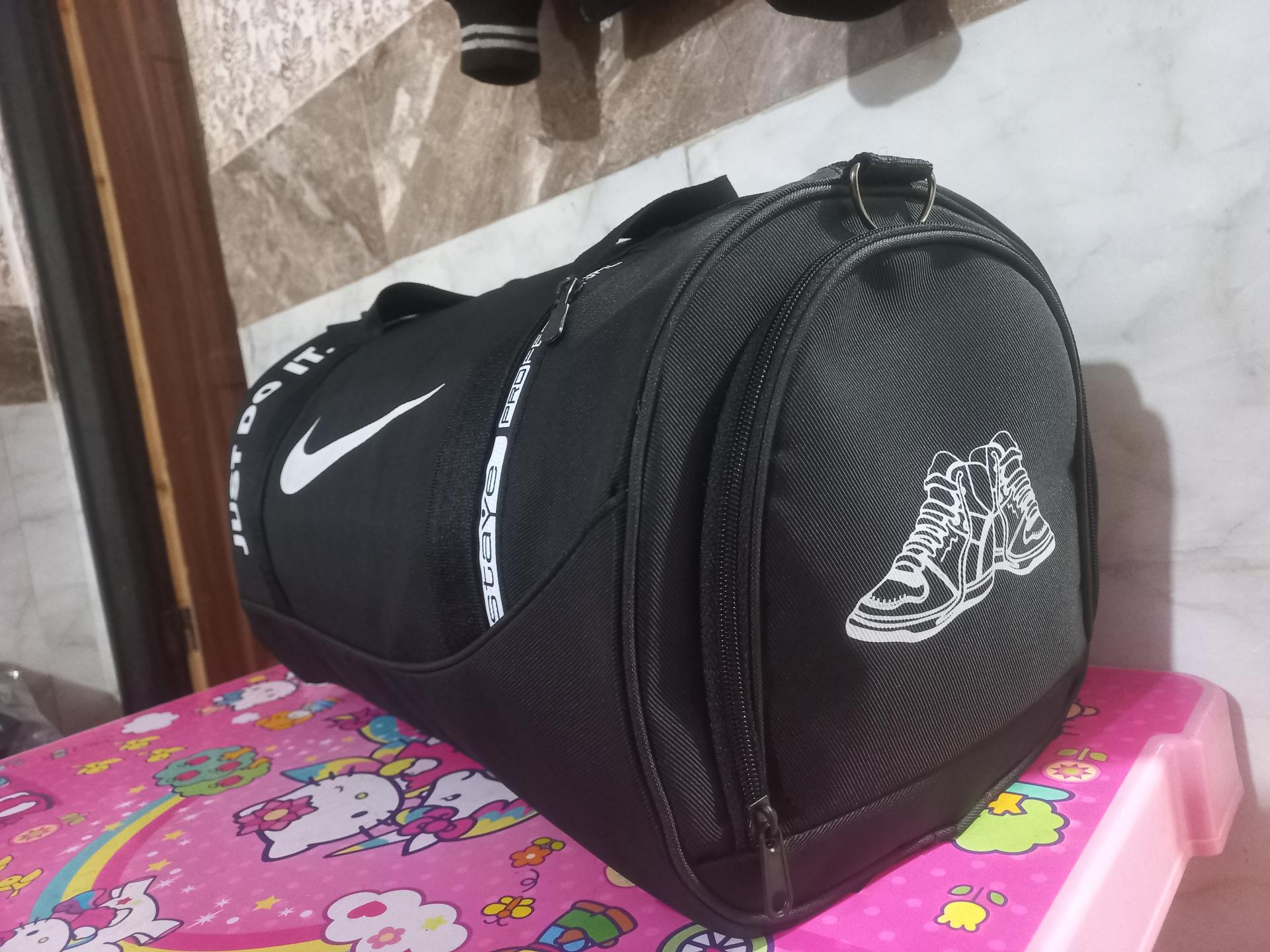 عکس تولیدی کیف ورزشی و کوله فانتزی