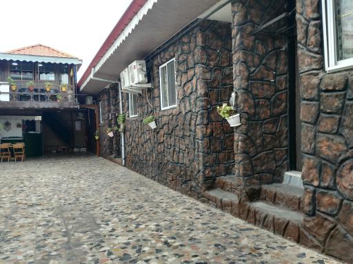 عکس خانه مسافر شهر باران