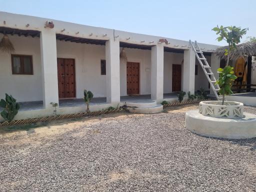 عکس بومگردی مهرنگ 