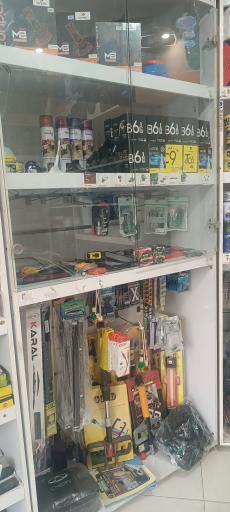 عکس فروشگاه کالاهای لوکس اتومبیل سناتور