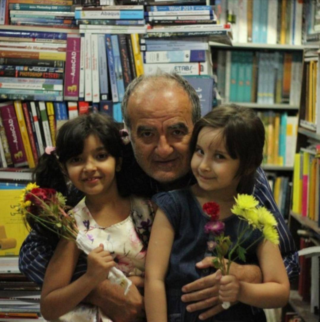 عکس کتابفروشی میلان افزار