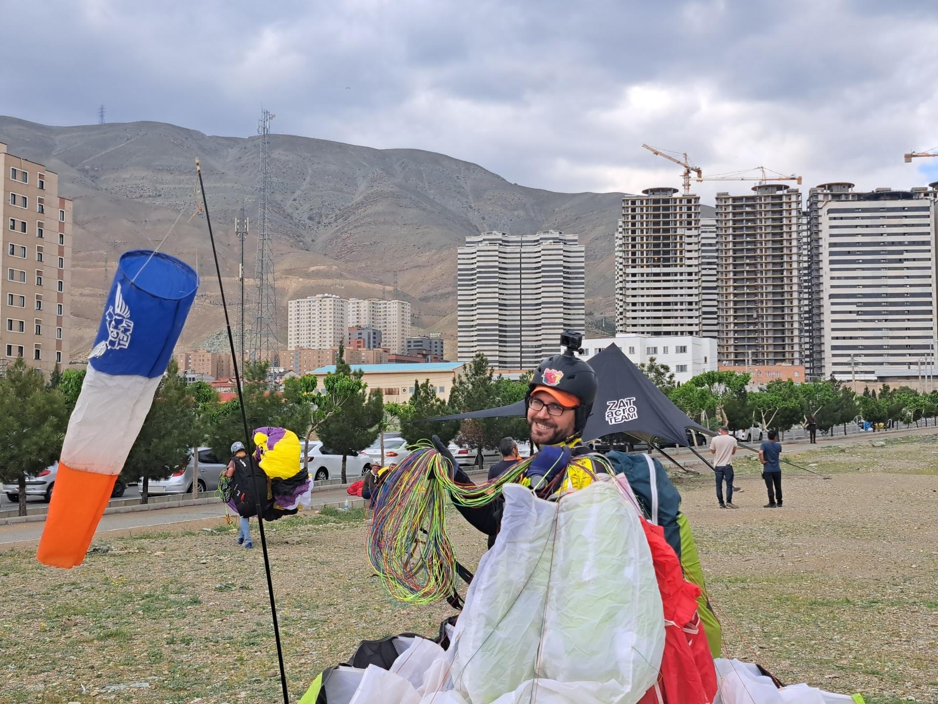 عکس سایت پروازی و پاراگرایدر شهید همت 