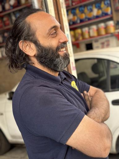 عکس مکانیکی و تعویض روغنی حمید یاری