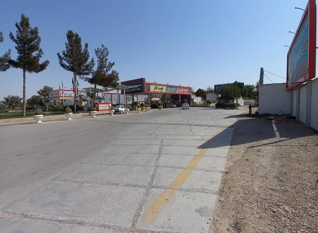 عکس جایگاه یزدانی (بنزین و گازوئیل)