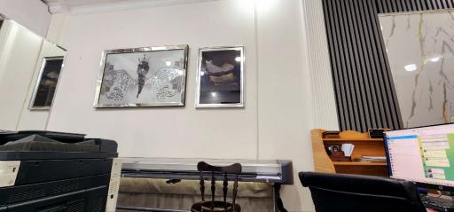 عکس مرکز تخصصی طراحی و چاپ سیب