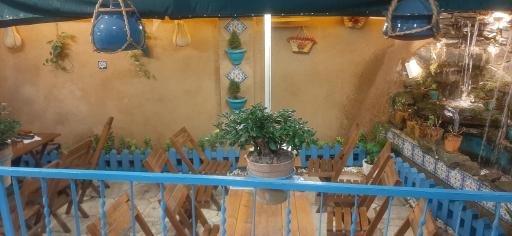 عکس علی کافه رشت