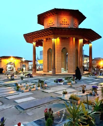 عکس آرامگاه میرزا کوچک خان جنگلی