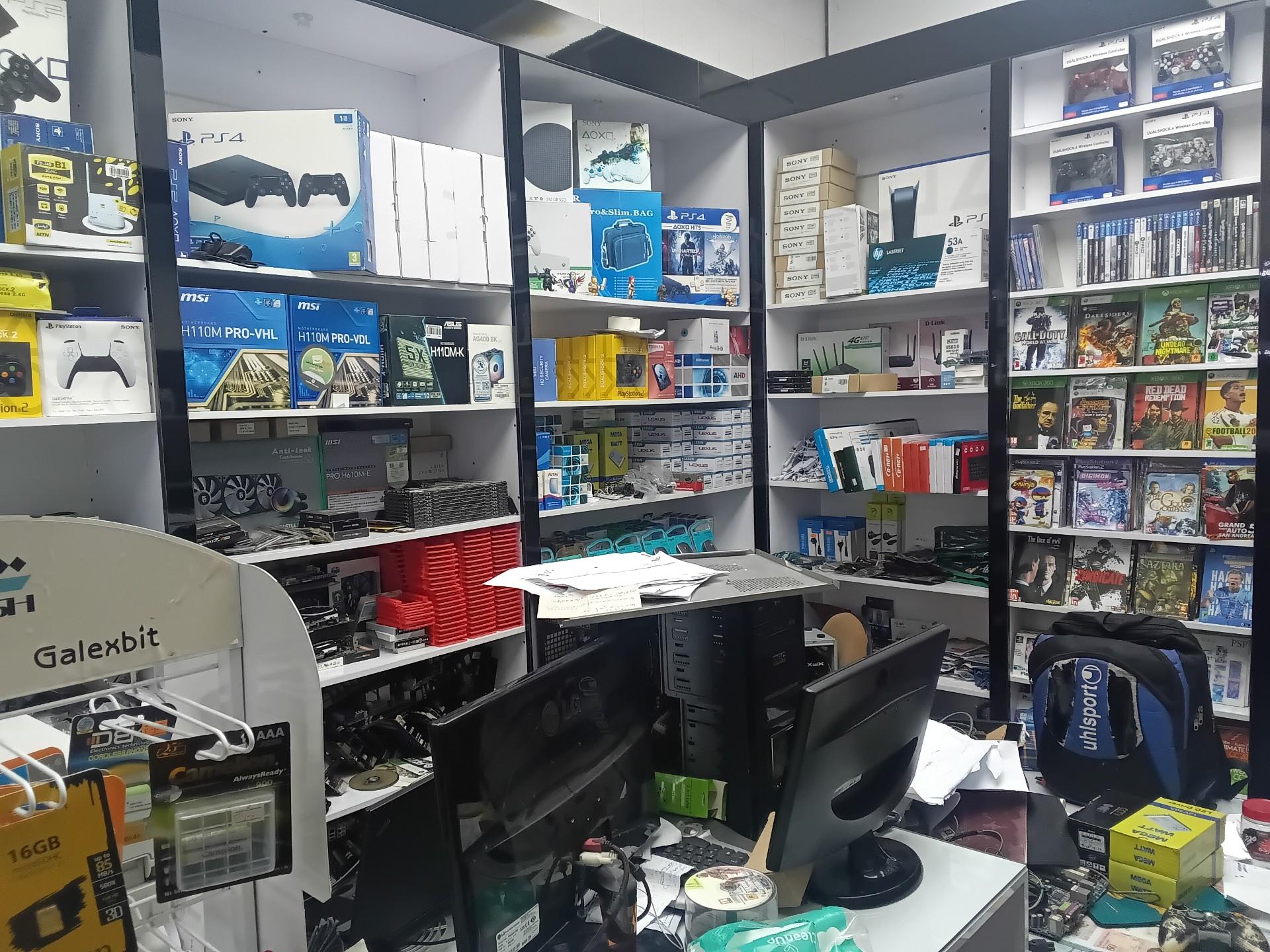 عکس خدمات کامپیوتر و موبایل  پدرخوانده