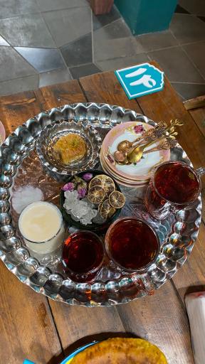 عکس علی کافه رشت