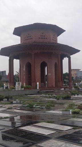 عکس آرامگاه میرزا کوچک خان جنگلی