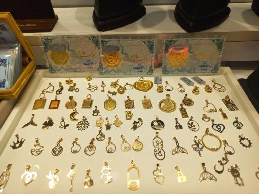 عکس شال وروسری خسروشاهی